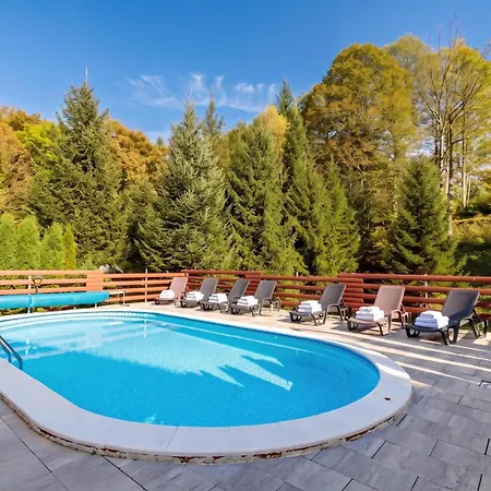 Pool & Wellness Twin Zavrh Vakantiehuis *